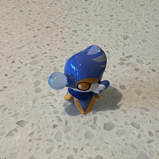 Front view of blue seahorse from Genshin Impact's Fontemer Aberrant enemies
