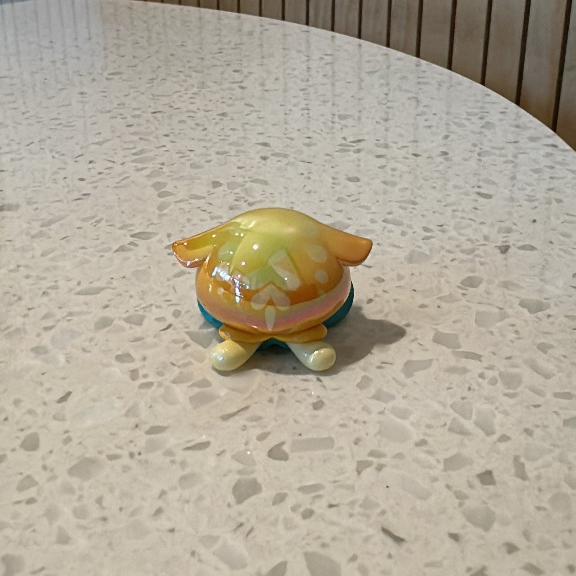 Front view of pearl yellow jellyfish from Genshin Impact's Fontemer Aberrant enemies