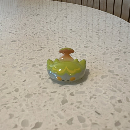 Front view of translucent green stingray from Genshin Impact's Fontemer Aberrant enemies