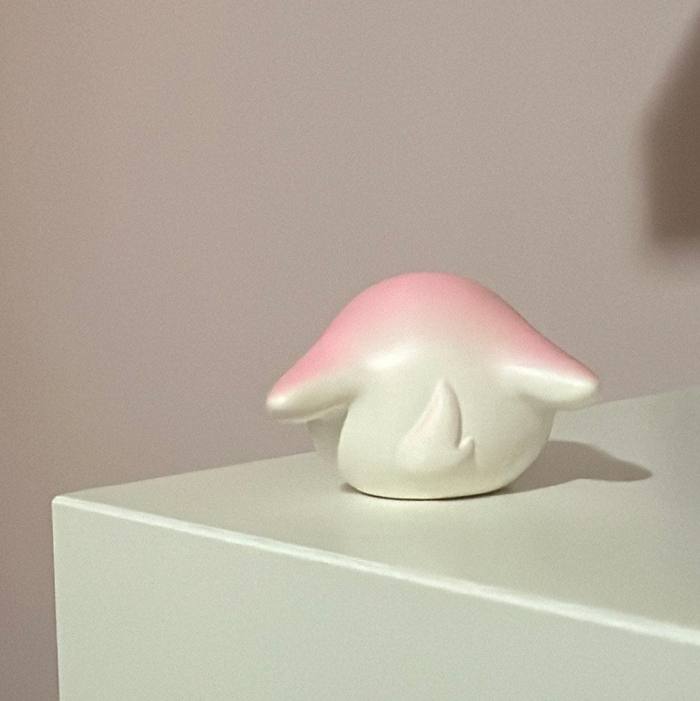 Back view of Yae Miko from Genshin Impact