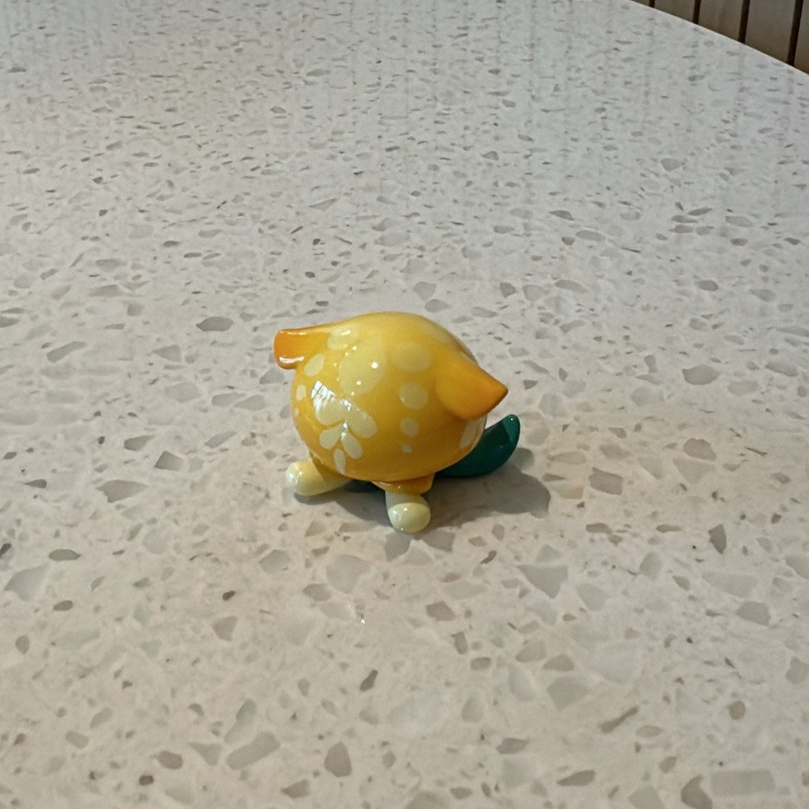Front view of yellow jellyfish from Genshin Impact's Fontemer Aberrant enemies