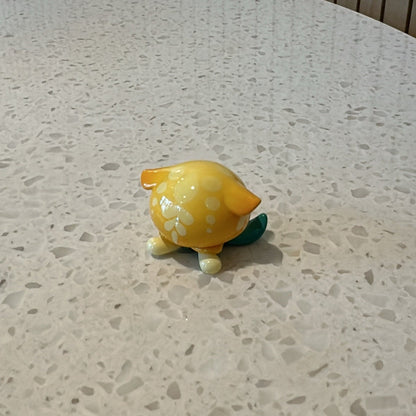 Front view of yellow jellyfish from Genshin Impact's Fontemer Aberrant enemies